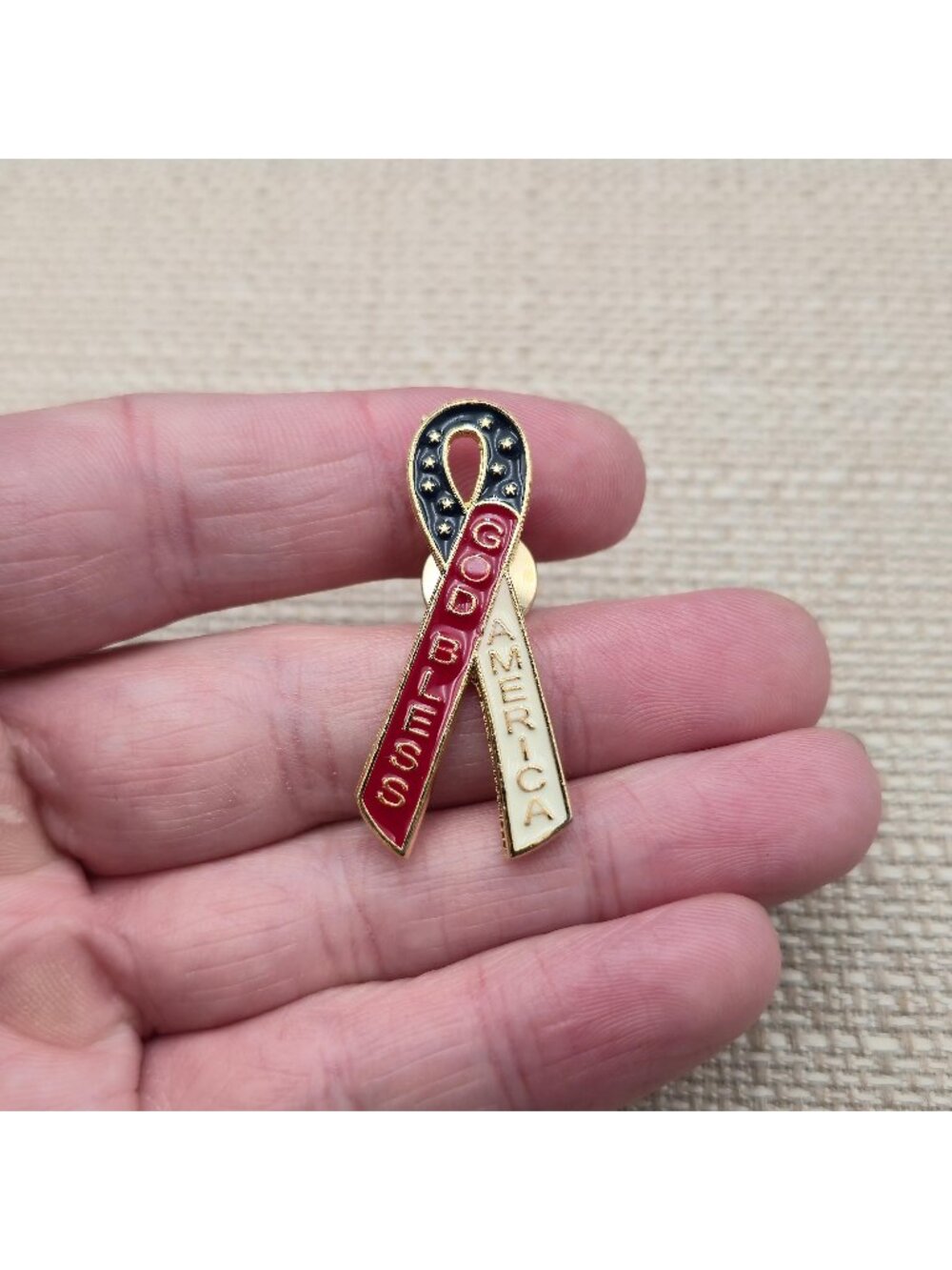 God Bless America Patriotic Ribbon Stars Enamel Lapel Pin A9116